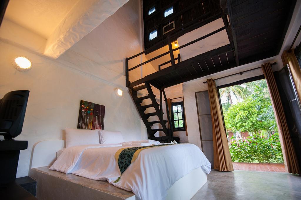 Baan Pong Tara Hotel Suan Phueng Bilik gambar